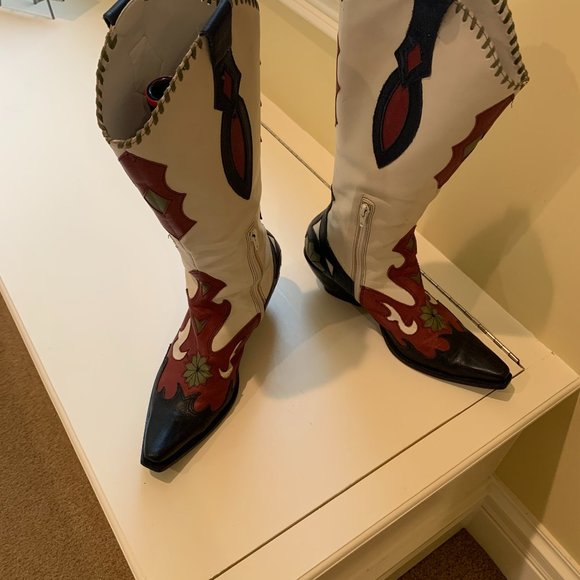 BCBG Shoes - BCBG Cowgirl Boots Size 10 Cream Brick Green